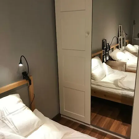 アパート #2rooms5beds:) ティヒ