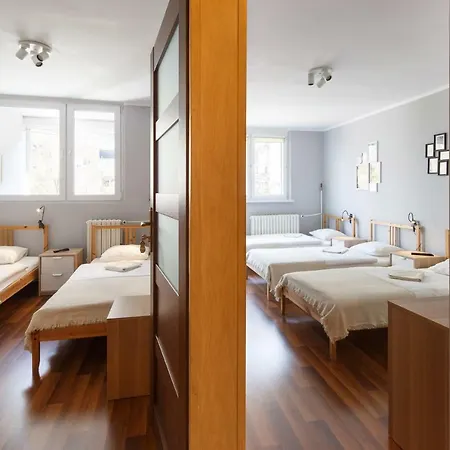 #2rooms5beds:) アパート ティヒ