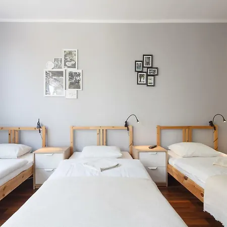 アパート #2rooms5beds:) ティヒ