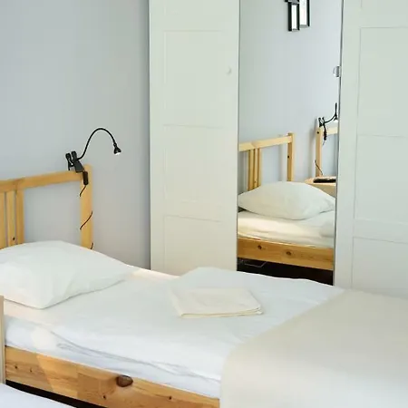 アパート #2rooms5beds:)